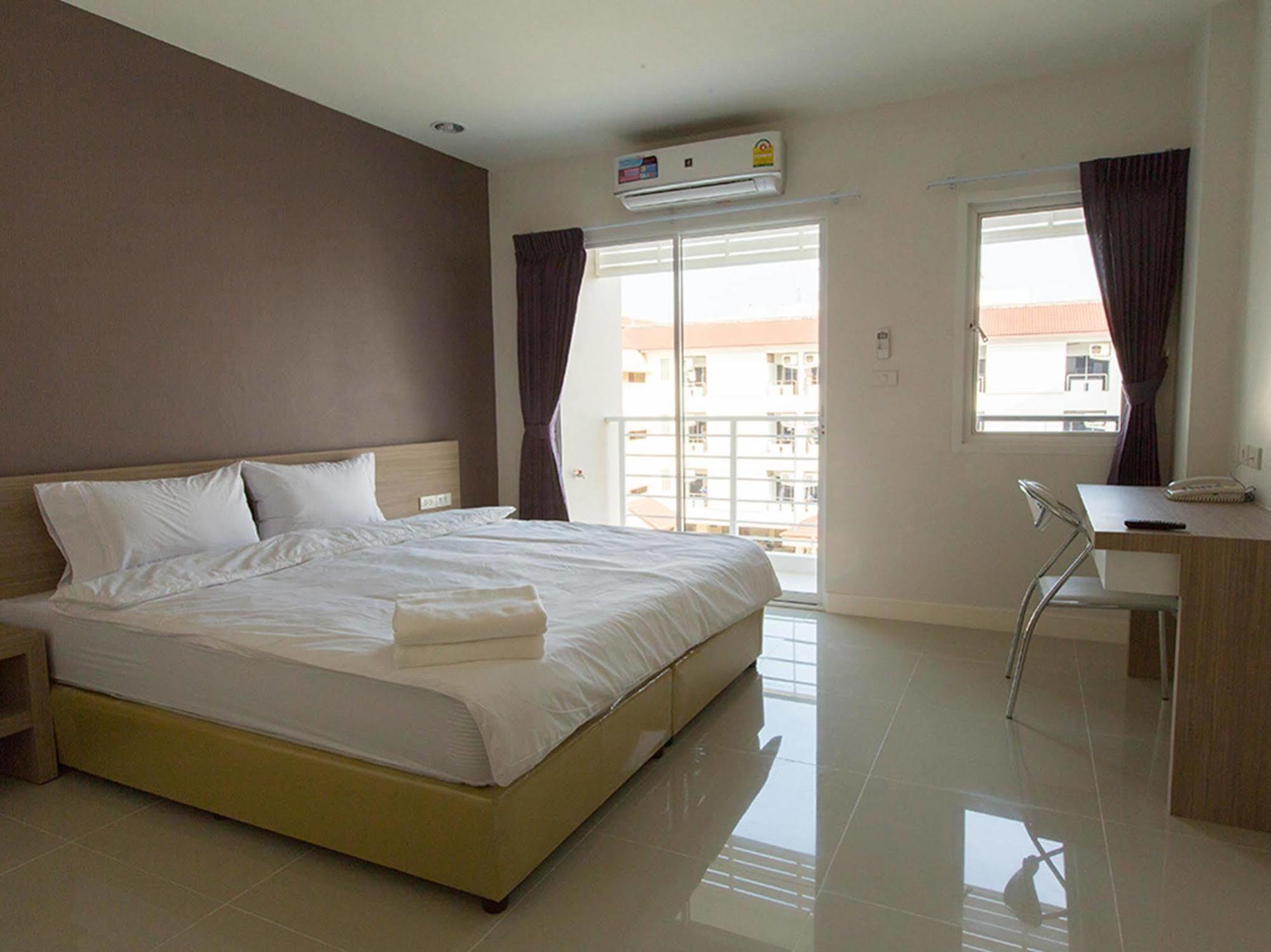 U Place Korat Nakhon Ratchasima Luaran gambar