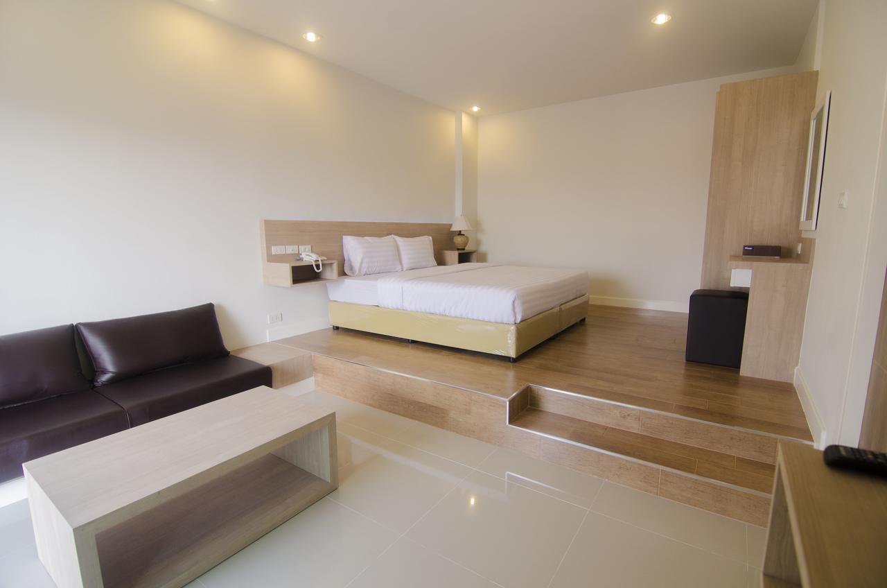 U Place Korat Nakhon Ratchasima Luaran gambar